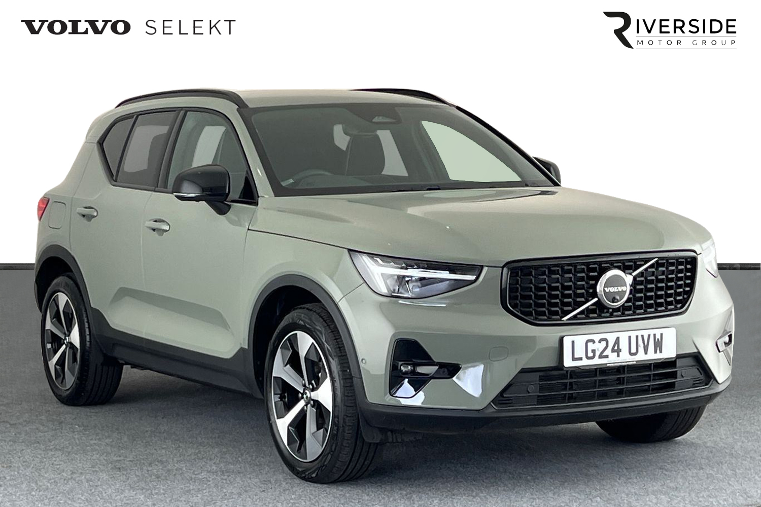 Main listing image - Volvo XC40