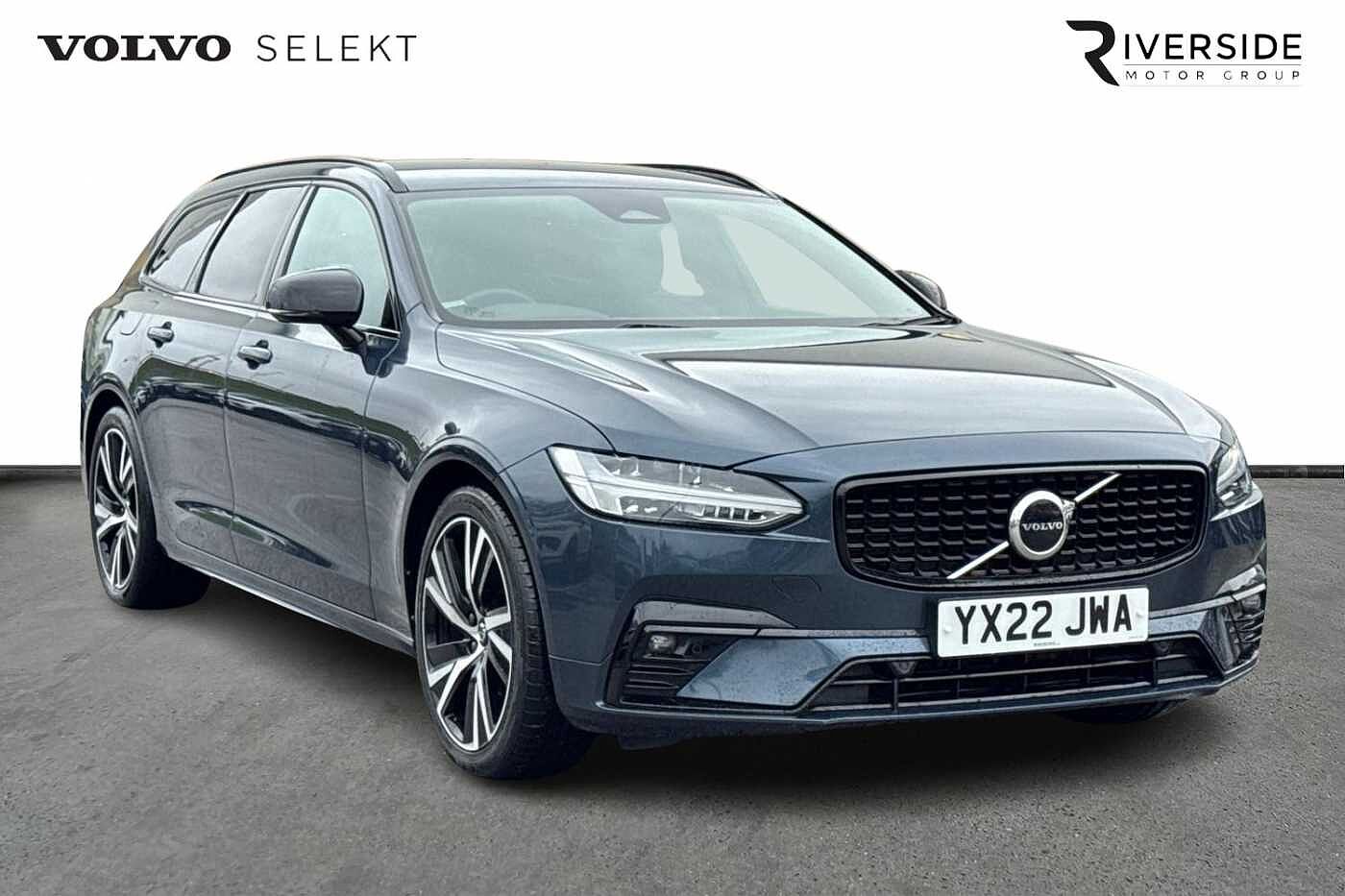 Main listing image - Volvo V90