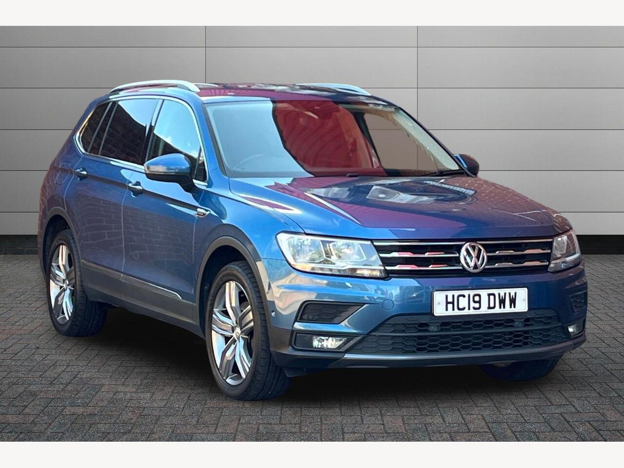 Main listing image - Volkswagen Tiguan Allspace