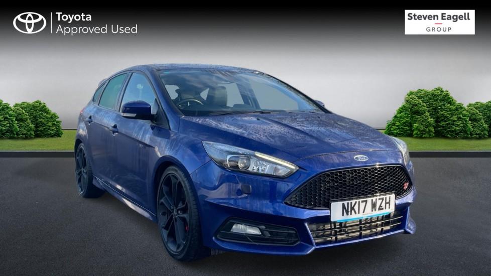 Main listing image - Ford Focus ST