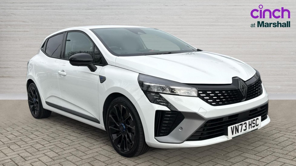 Main listing image - Renault Clio