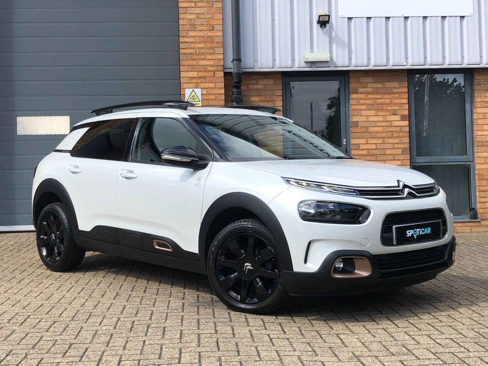 Main listing image - Citroen C4 Cactus