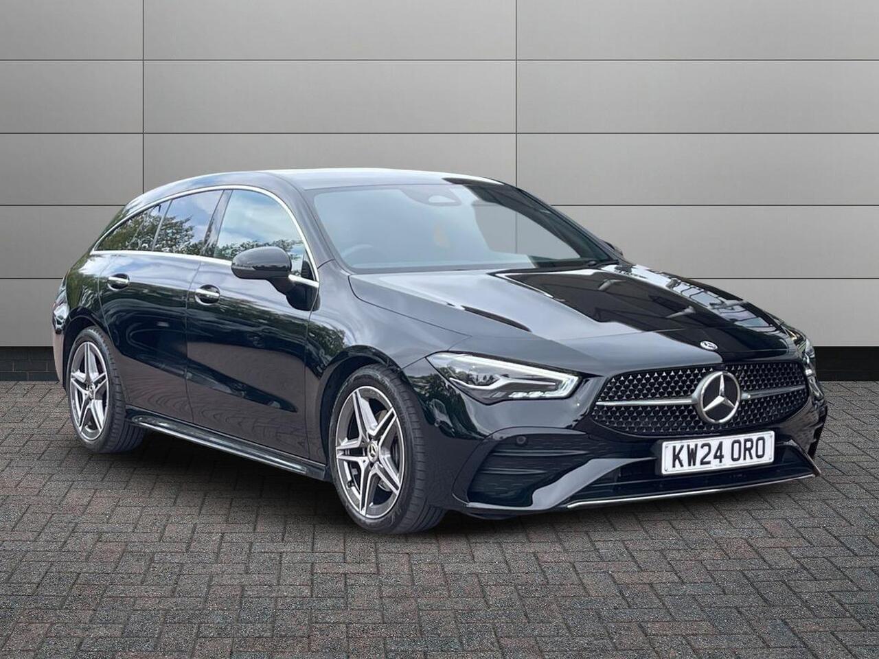 Main listing image - Mercedes-Benz CLA Shooting Brake