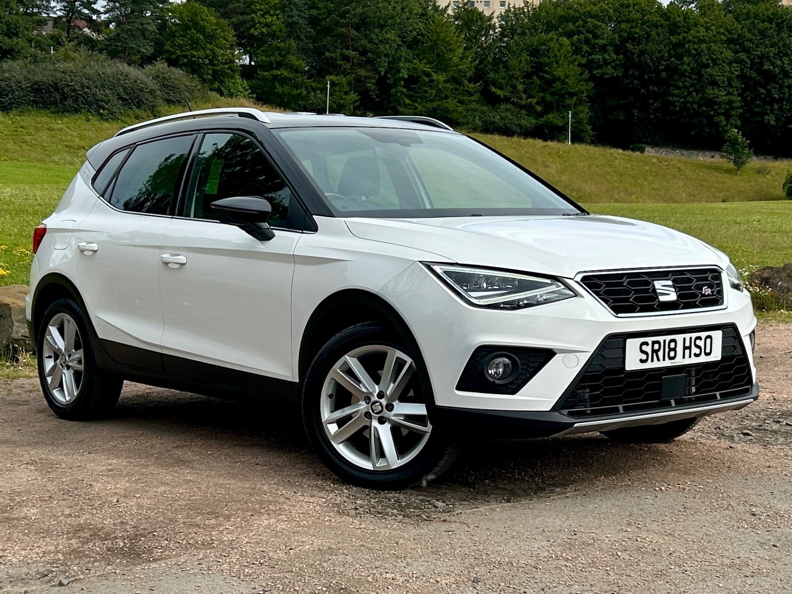 Main listing image - SEAT Arona