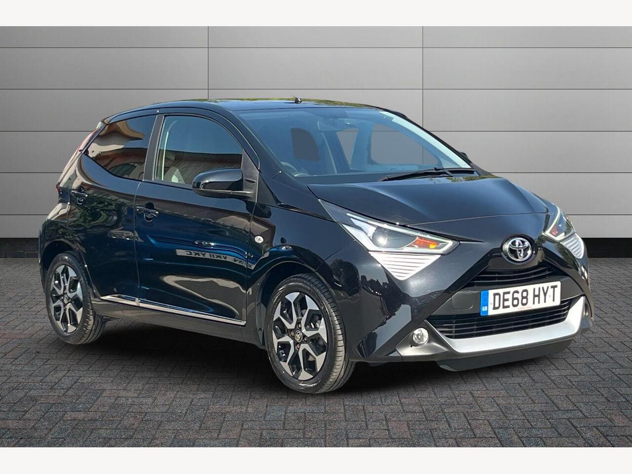 Main listing image - Toyota Aygo