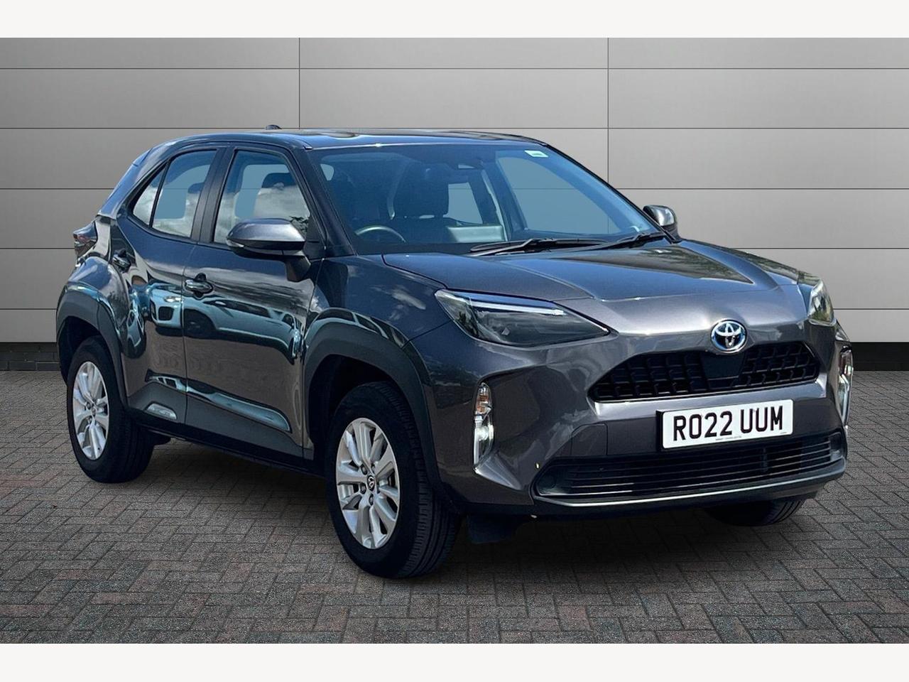 Main listing image - Toyota Yaris Cross