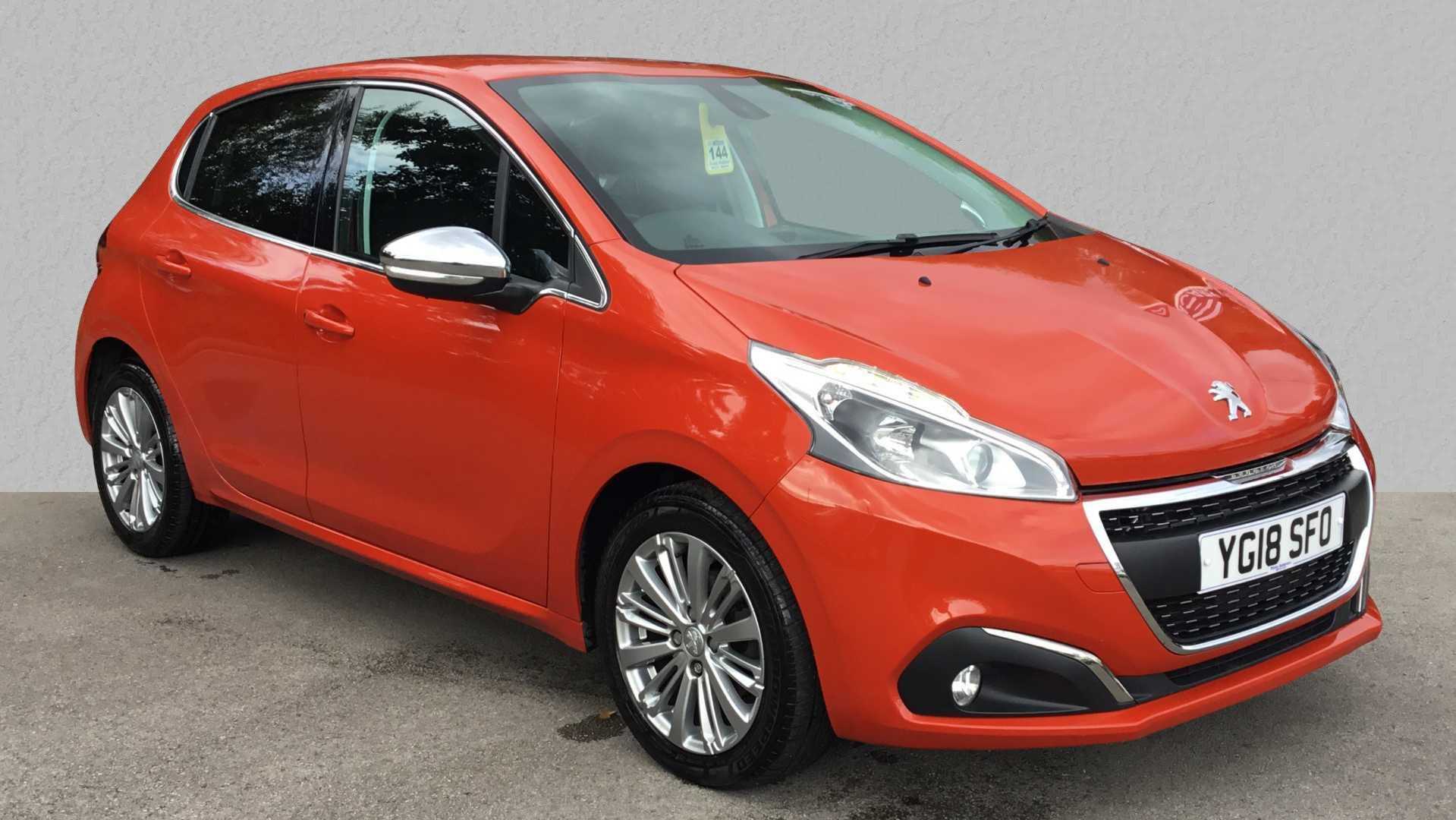 Main listing image - Peugeot 208