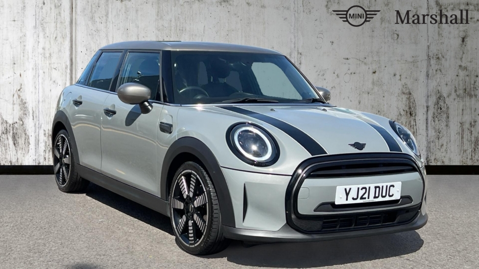 Main listing image - MINI Hatchback