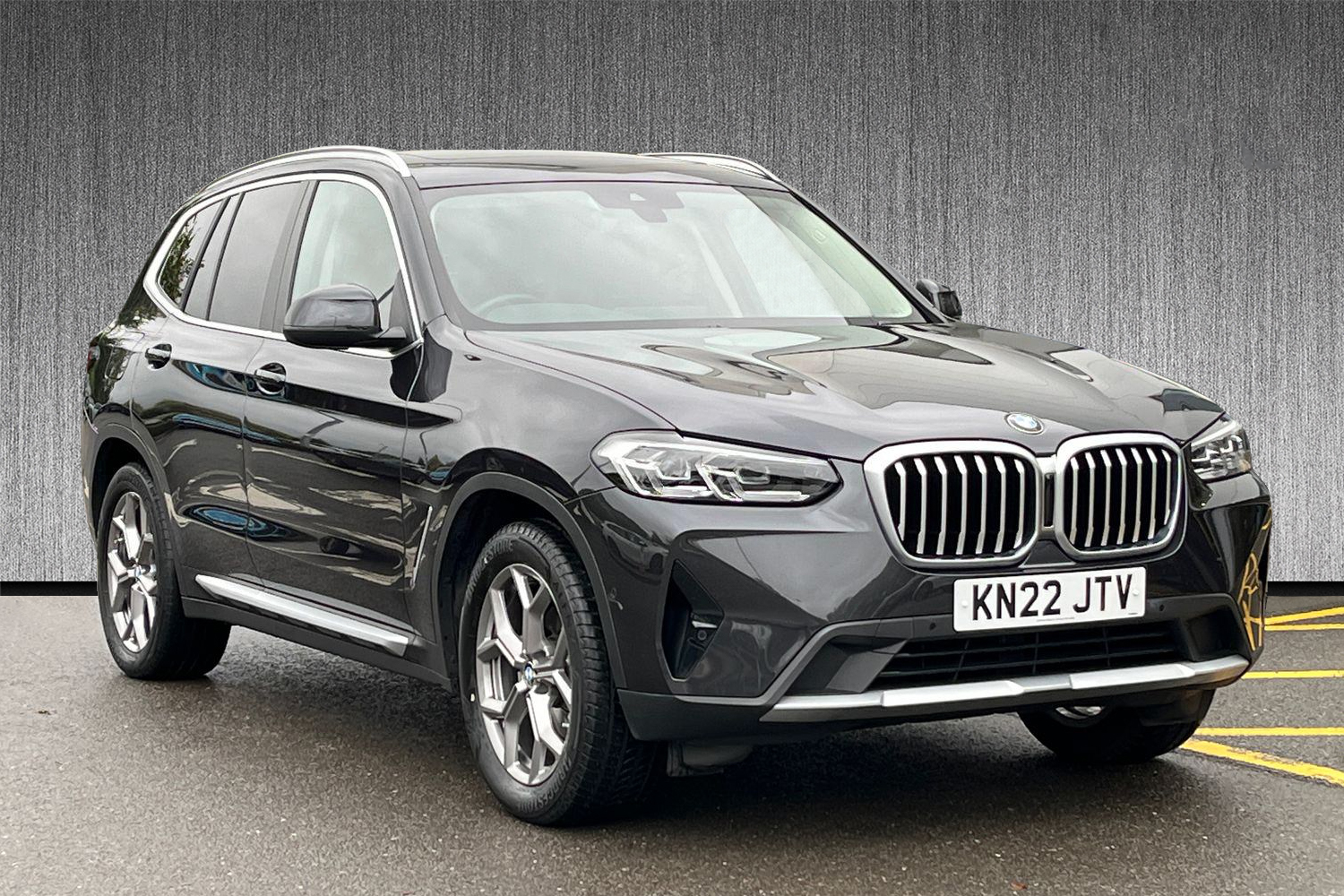 Main listing image - BMW X3