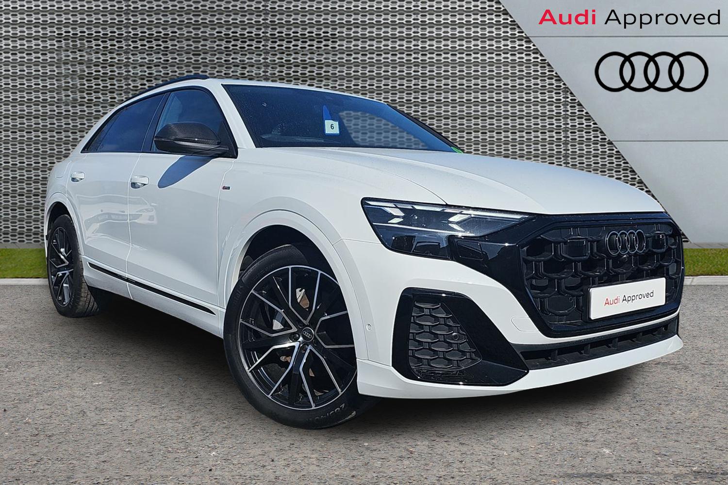 Main listing image - Audi Q8