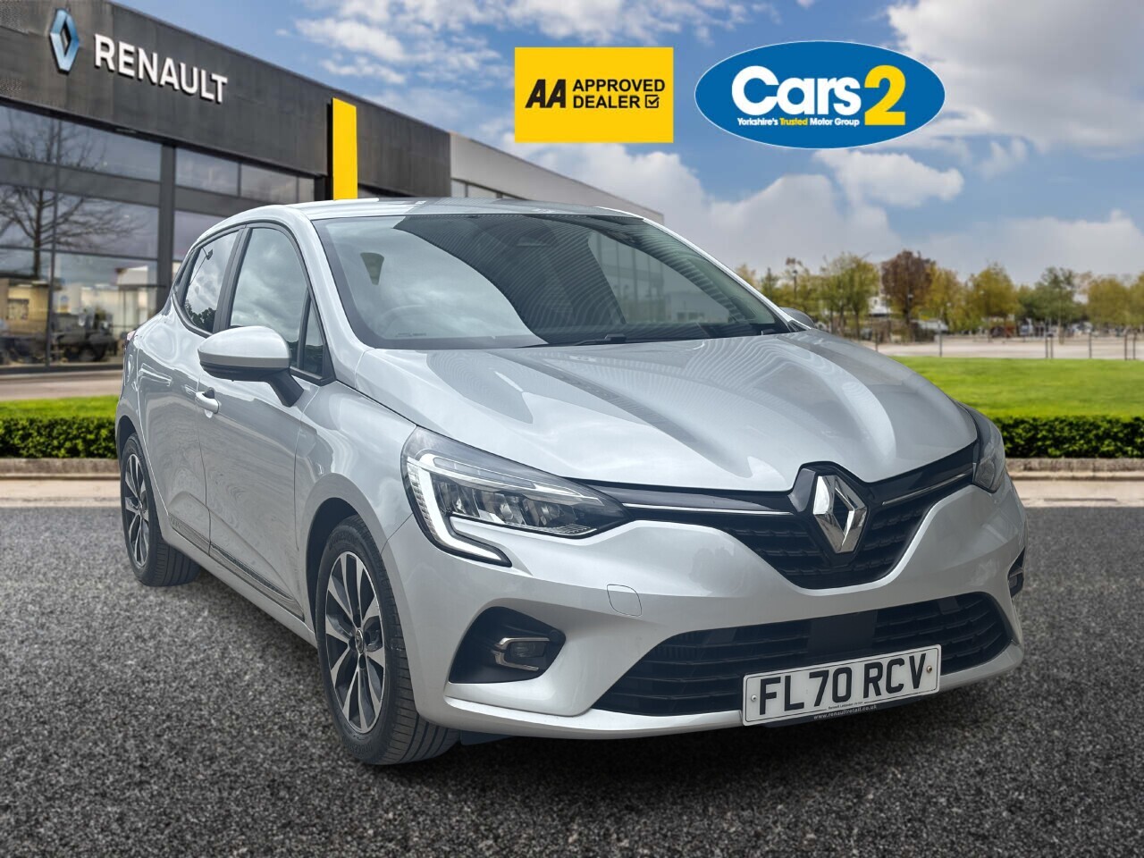 Main listing image - Renault Clio