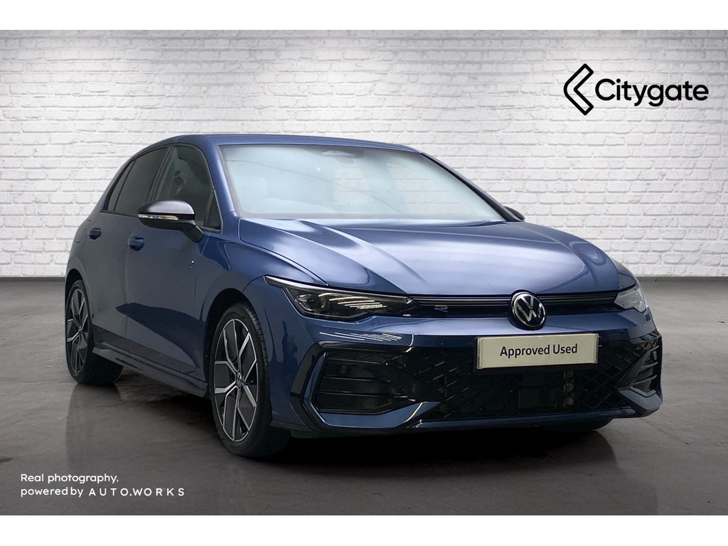 Main listing image - Volkswagen Golf