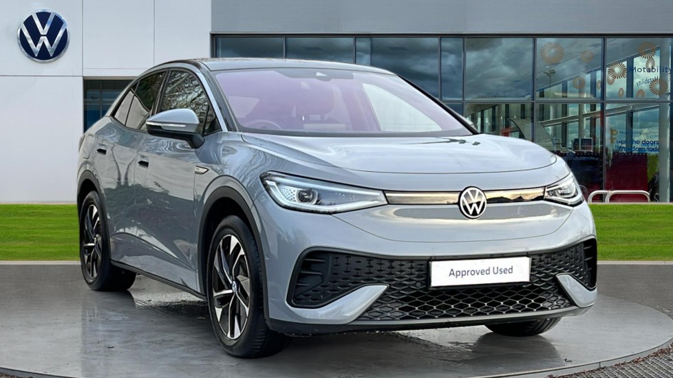 Main listing image - Volkswagen ID.5