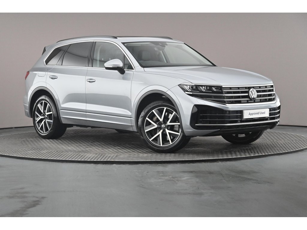 Main listing image - Volkswagen Touareg