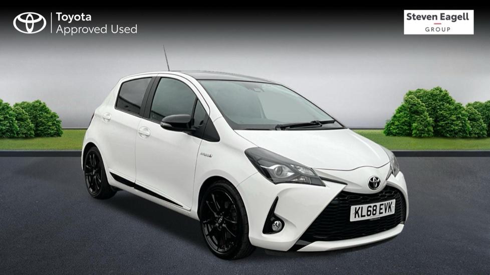 Main listing image - Toyota Yaris