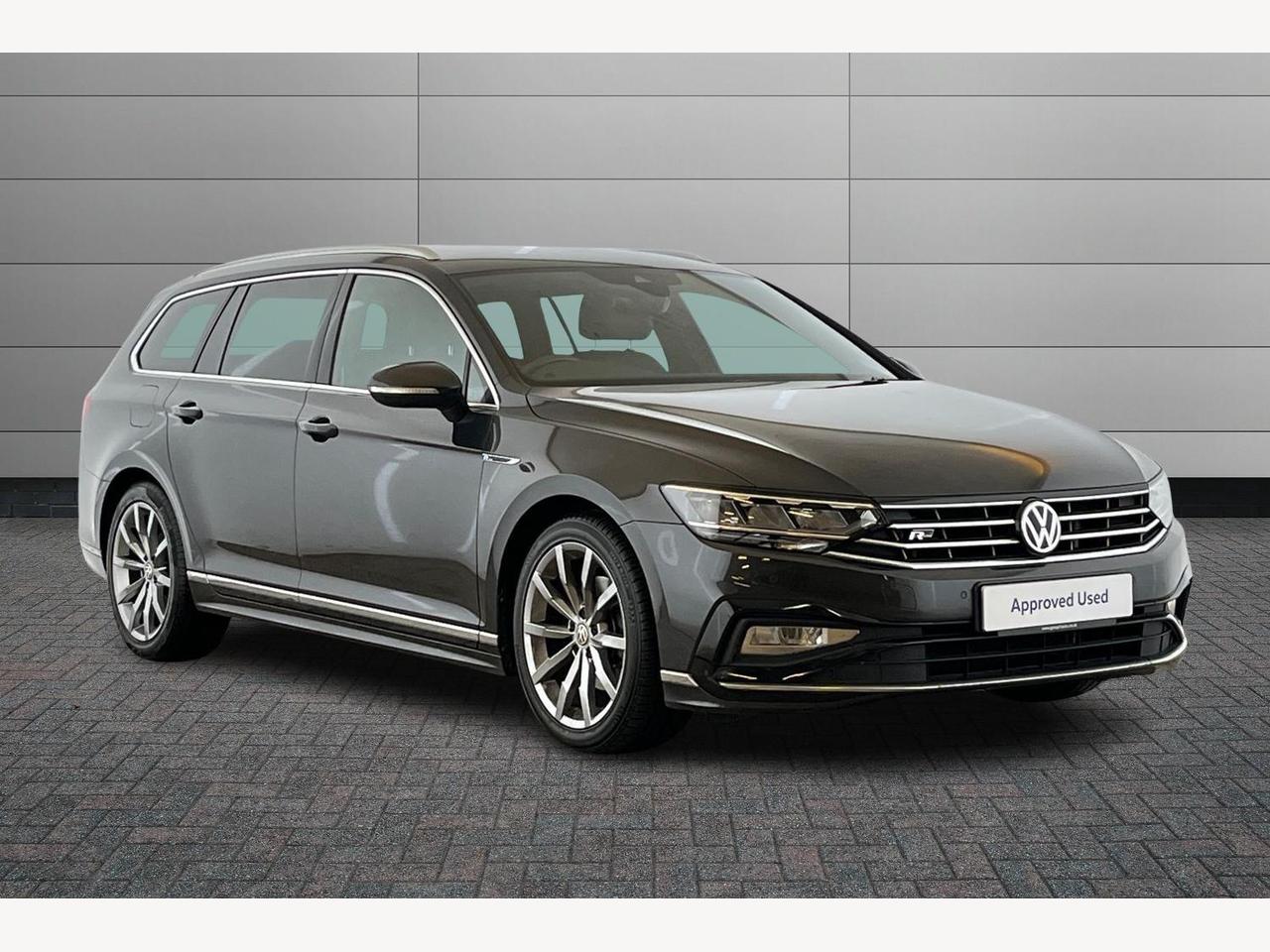 Main listing image - Volkswagen Passat Estate