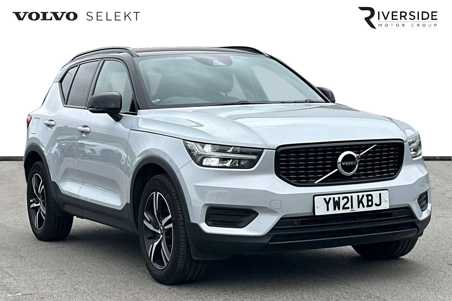 Main listing image - Volvo XC40