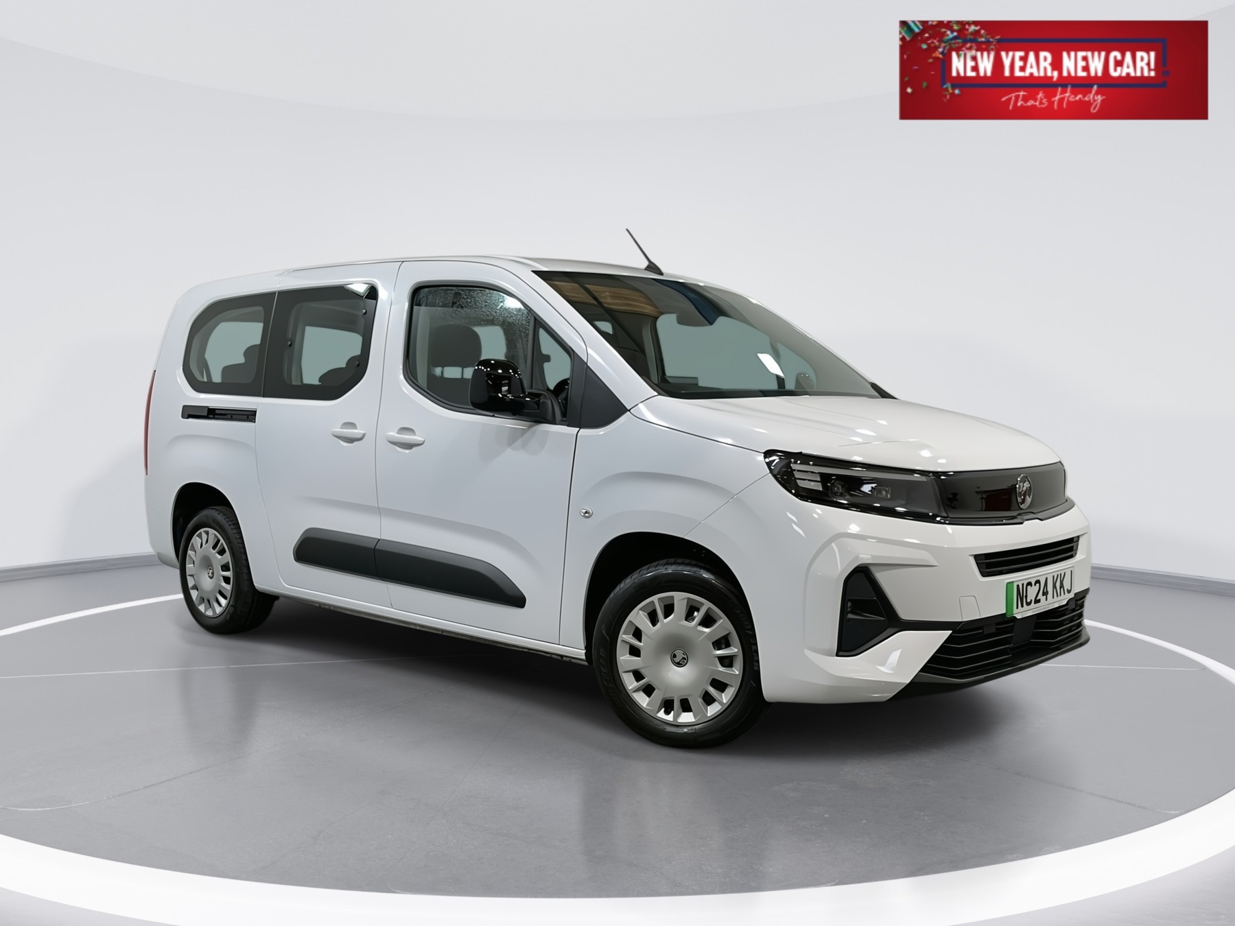 Main listing image - Vauxhall Combo Life-e