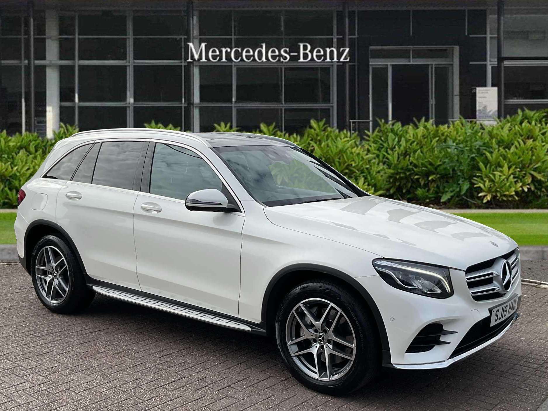 Main listing image - Mercedes-Benz GLC