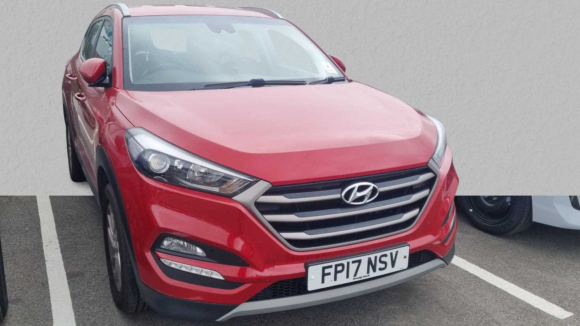 Main listing image - Hyundai Tucson