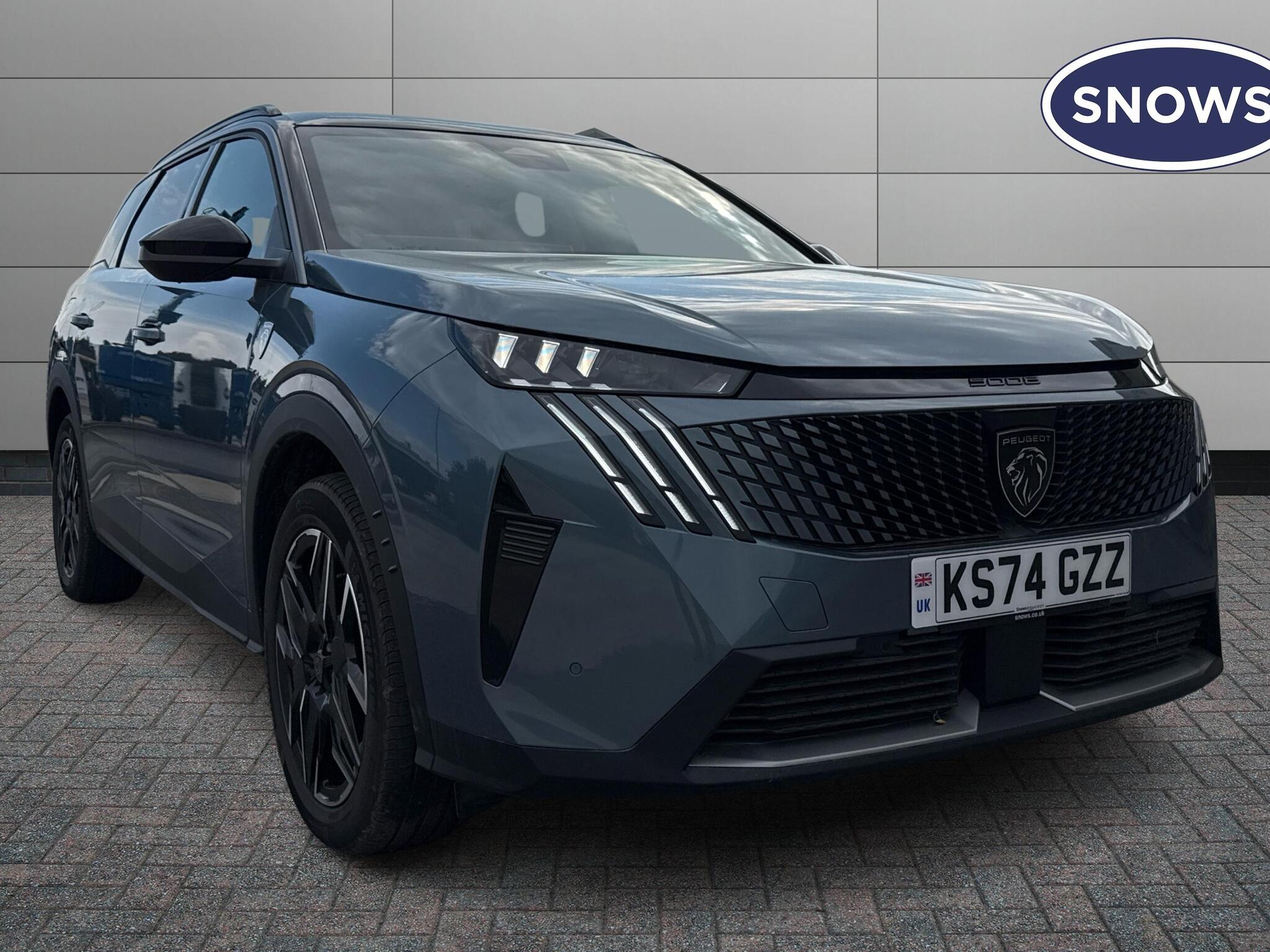 Main listing image - Peugeot 5008