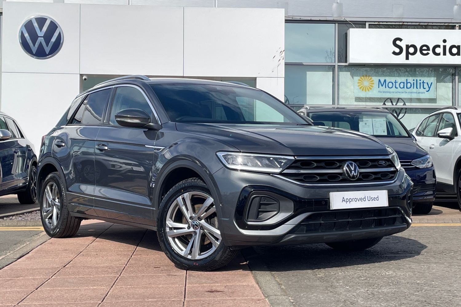 Main listing image - Volkswagen T-Roc