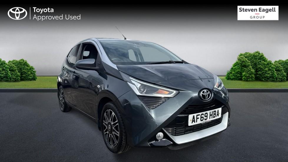 Main listing image - Toyota Aygo