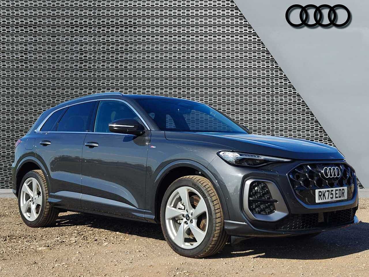 Main listing image - Audi Q5