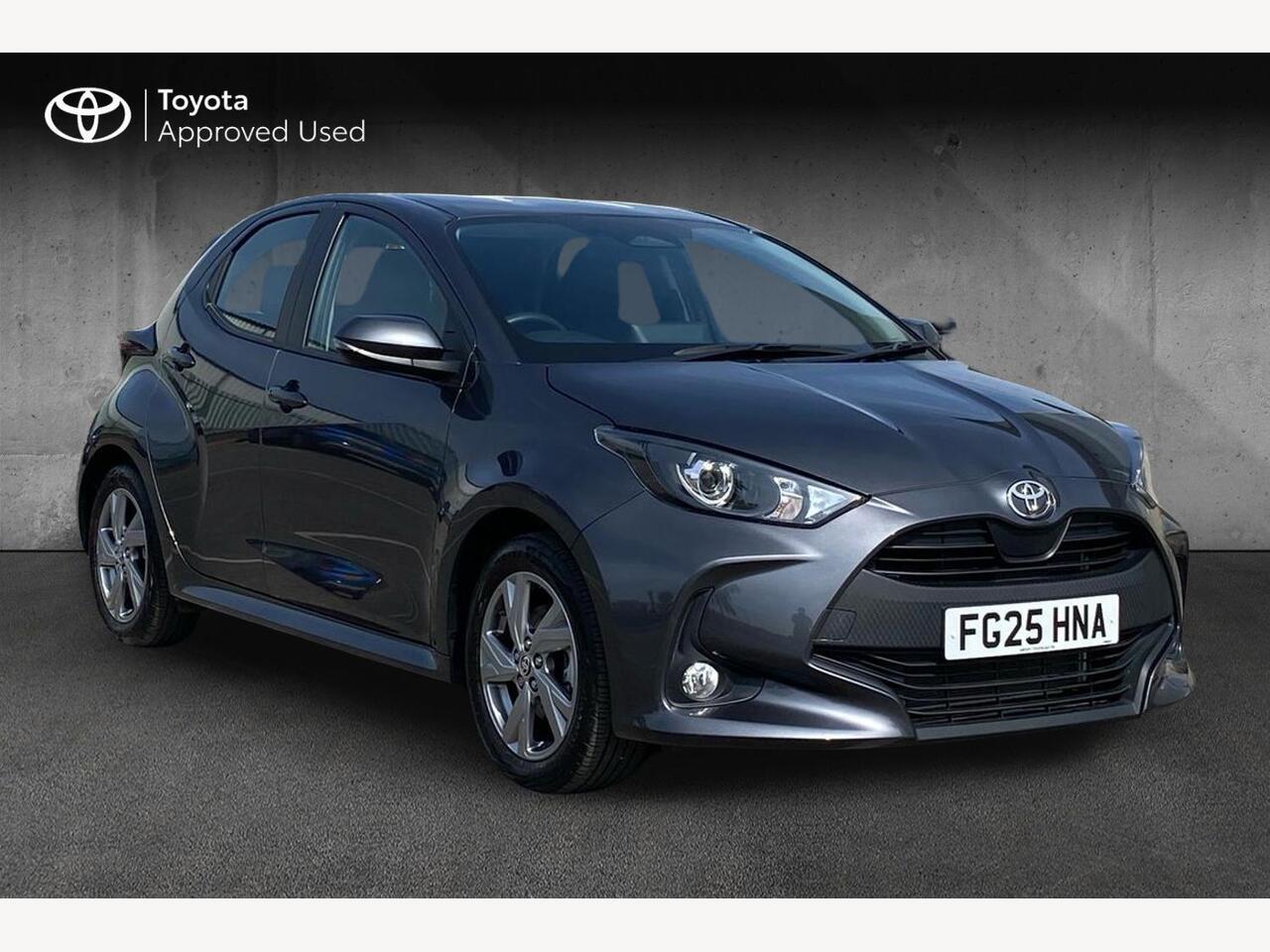 Main listing image - Toyota Yaris