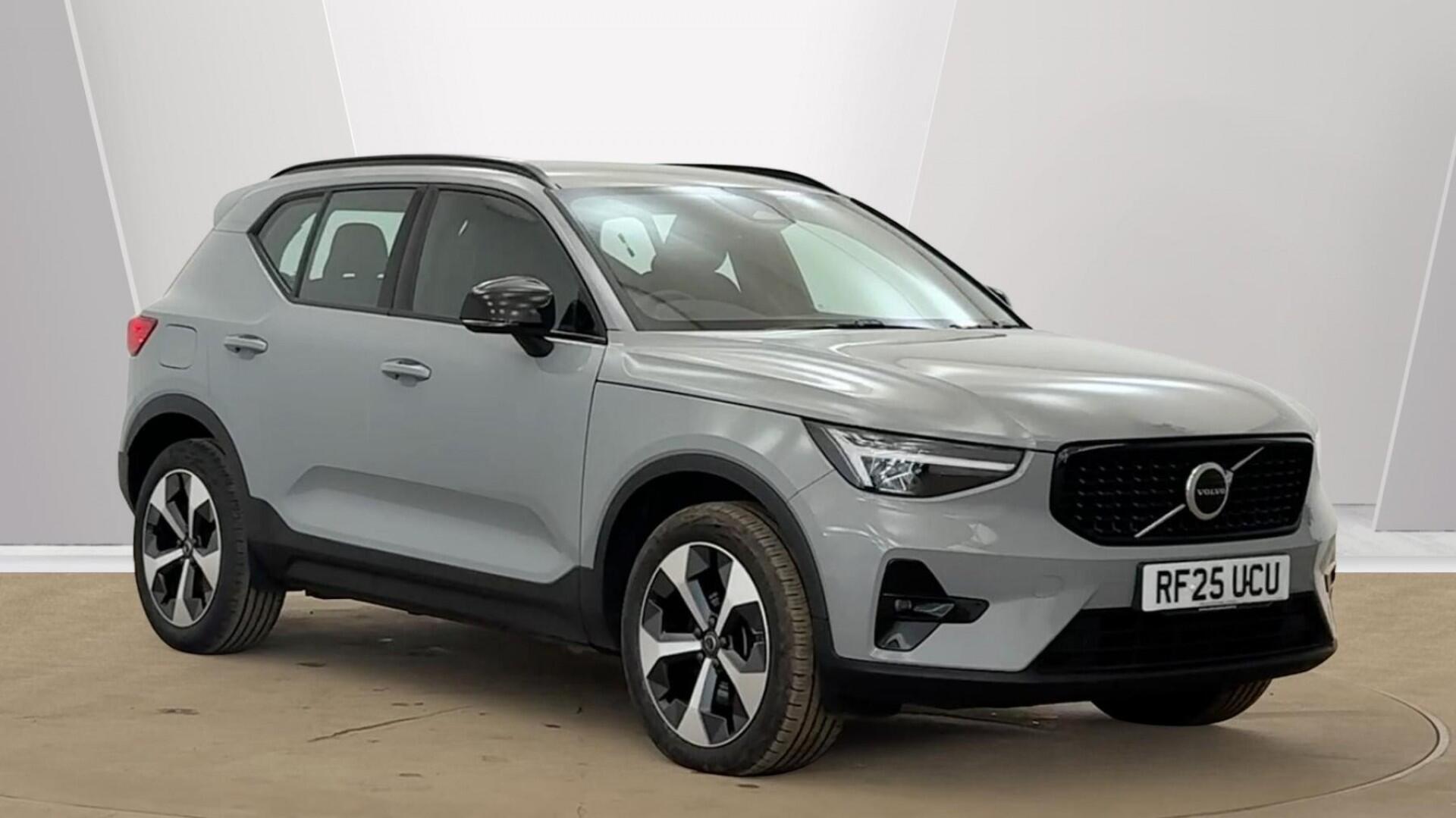 Main listing image - Volvo XC40
