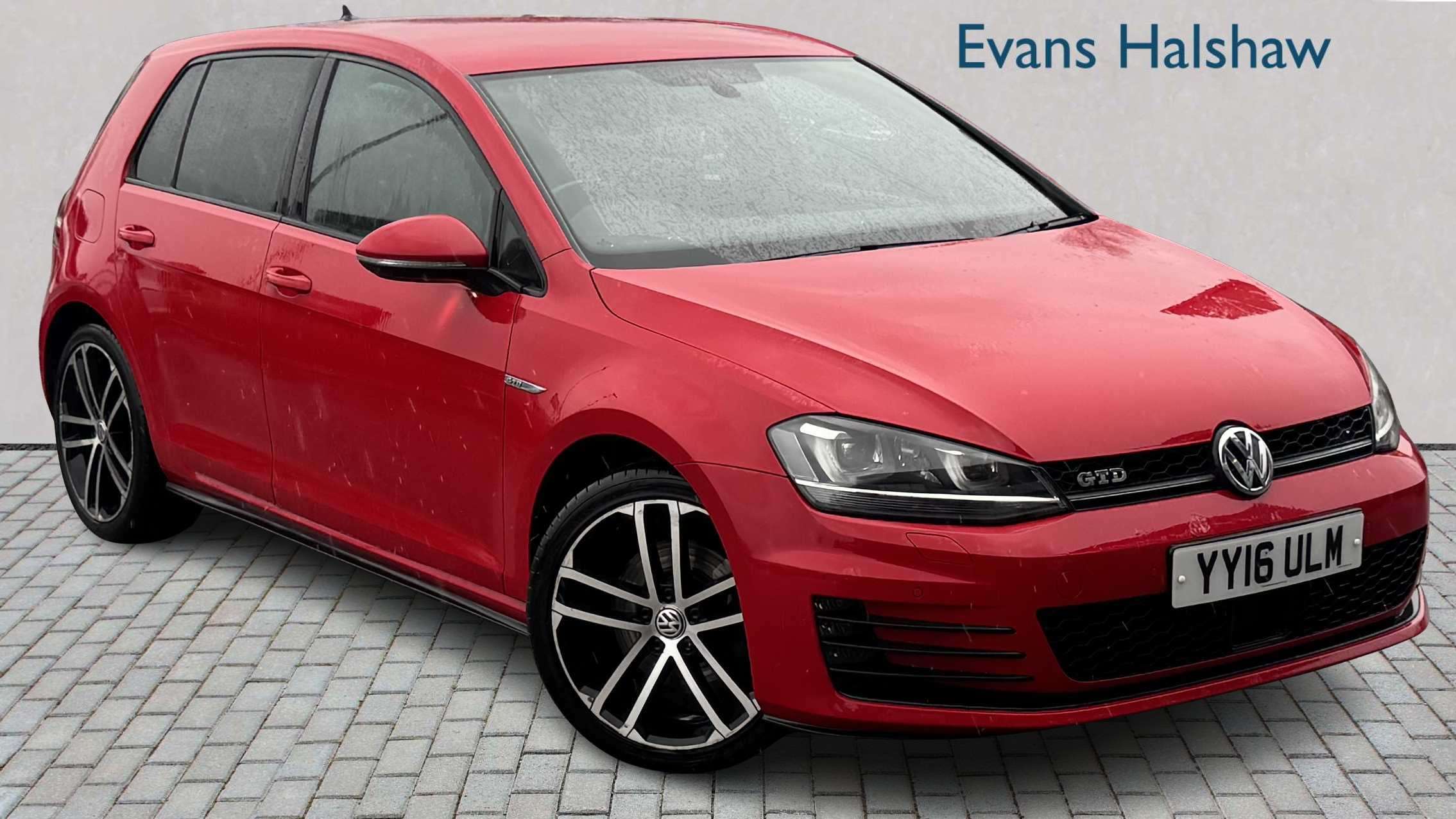 Main listing image - Volkswagen Golf