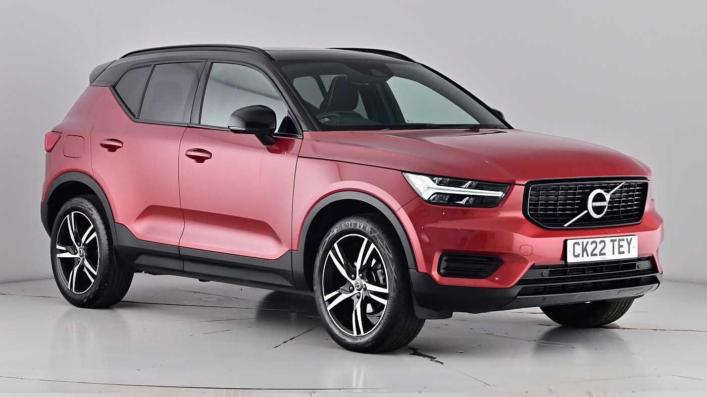 Main listing image - Volvo XC40