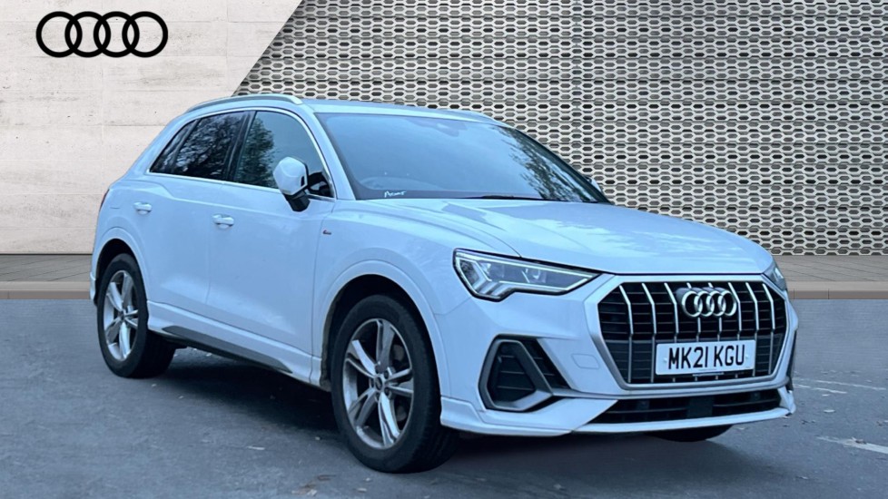 Main listing image - Audi Q3