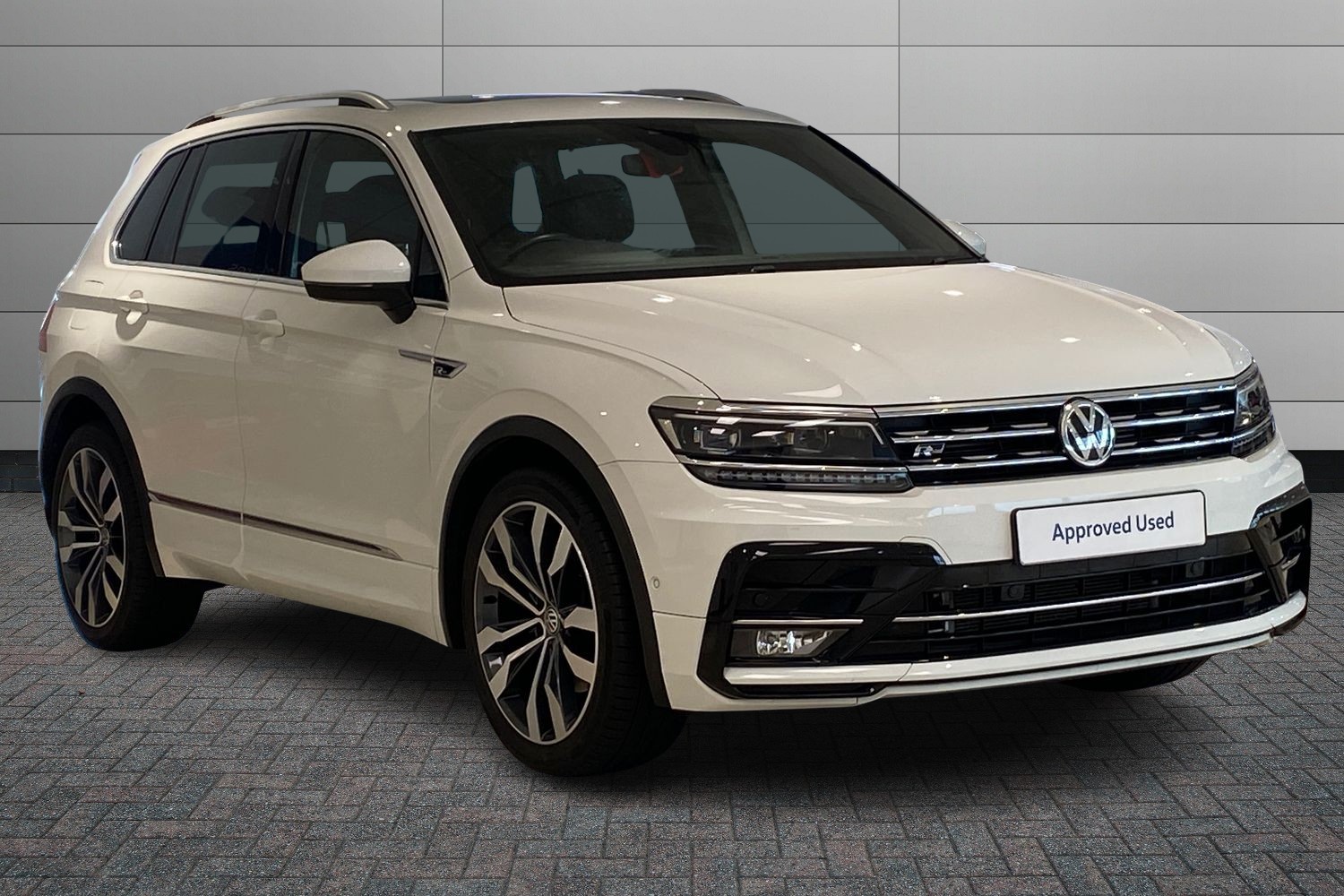 Main listing image - Volkswagen Tiguan