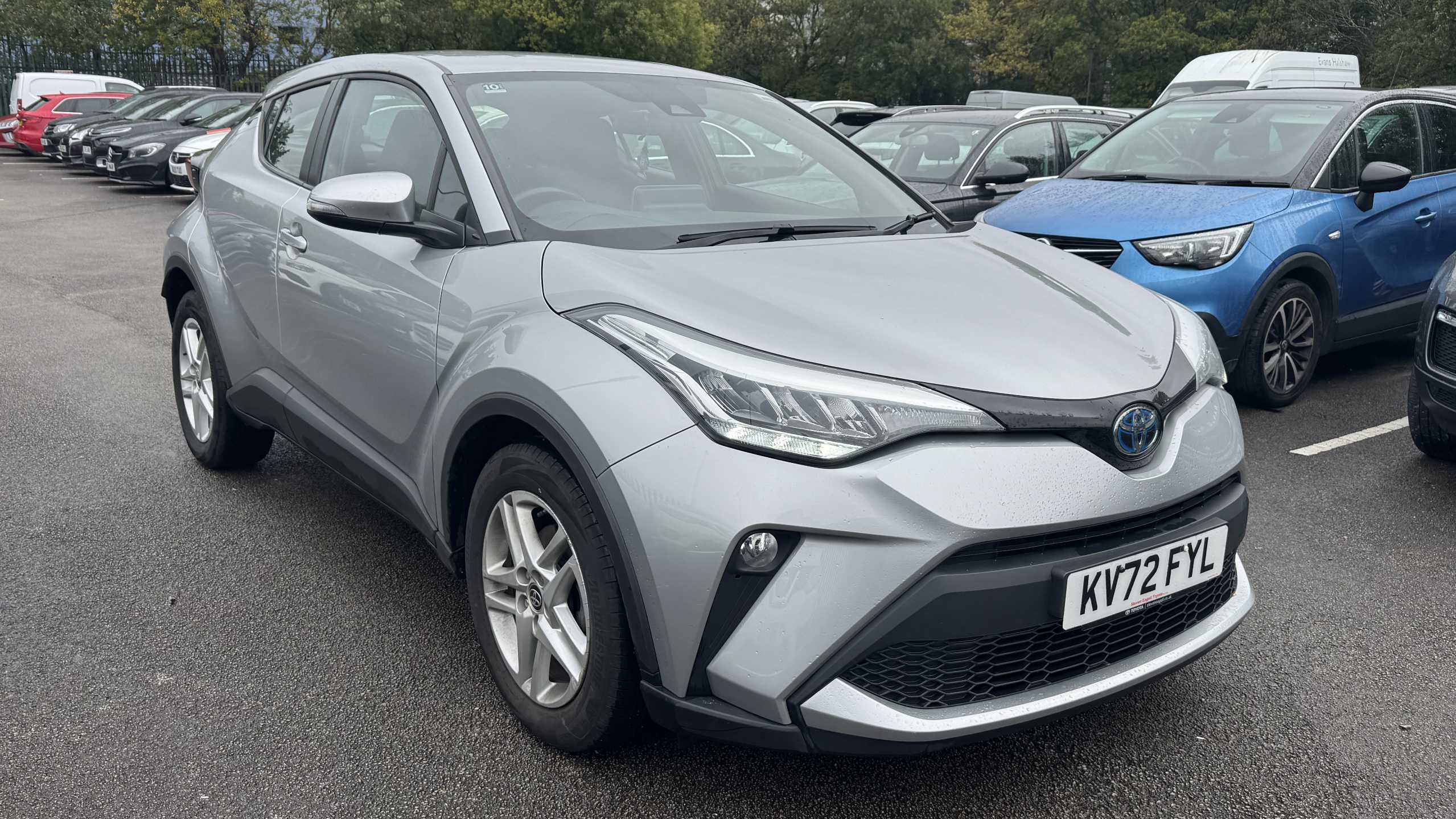 Main listing image - Toyota C-HR