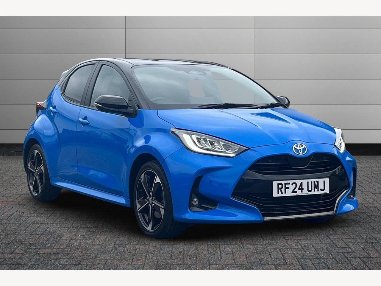 Main listing image - Toyota Yaris