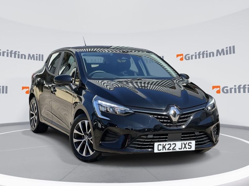 Main listing image - Renault Clio