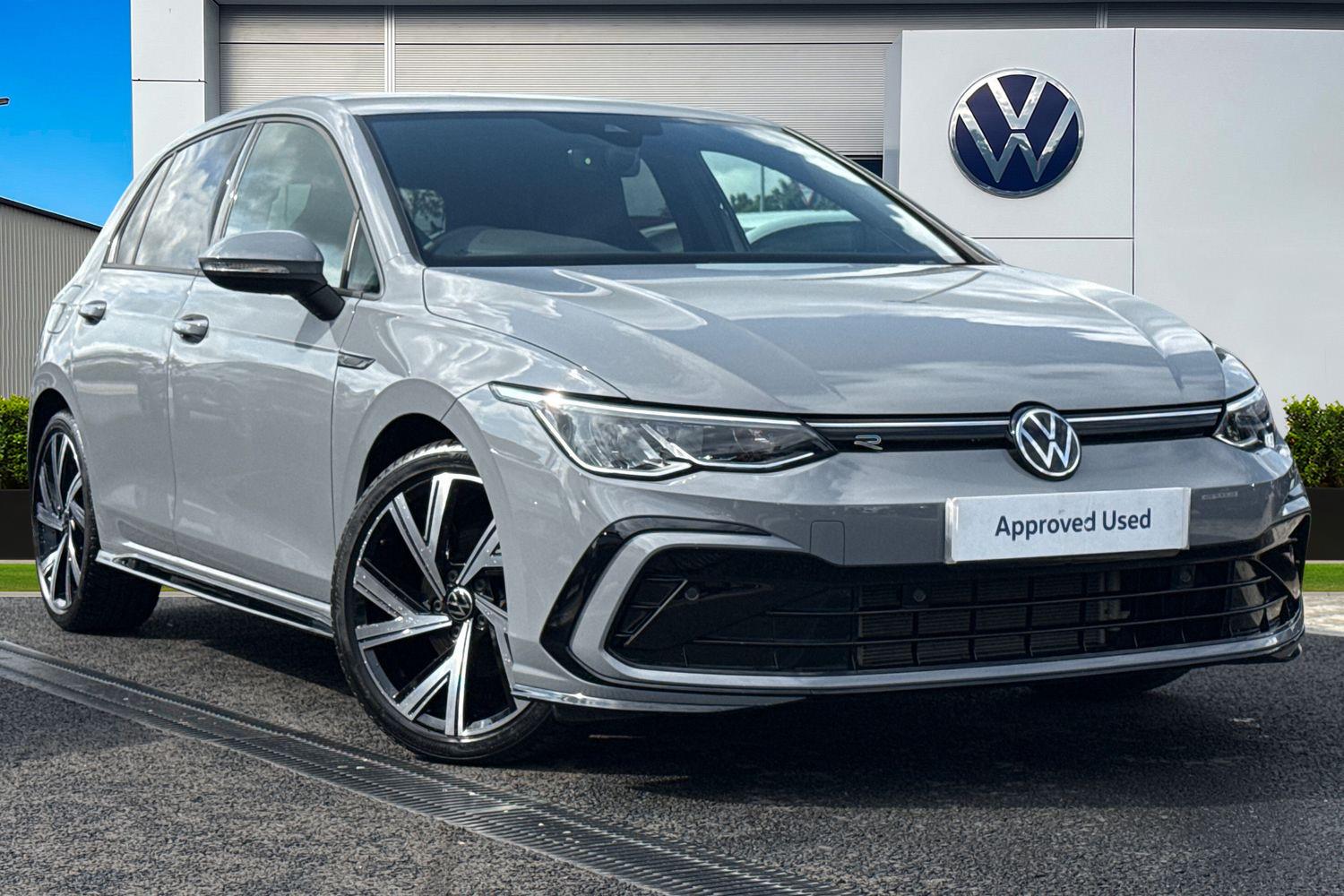 Main listing image - Volkswagen Golf