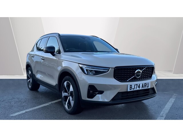 Main listing image - Volvo XC40