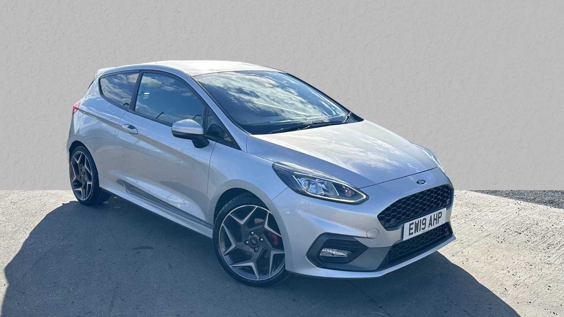 Main listing image - Ford Fiesta ST