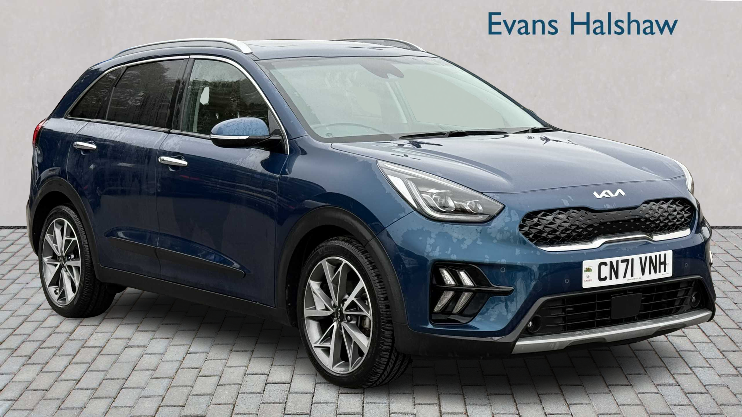 Main listing image - Kia Niro