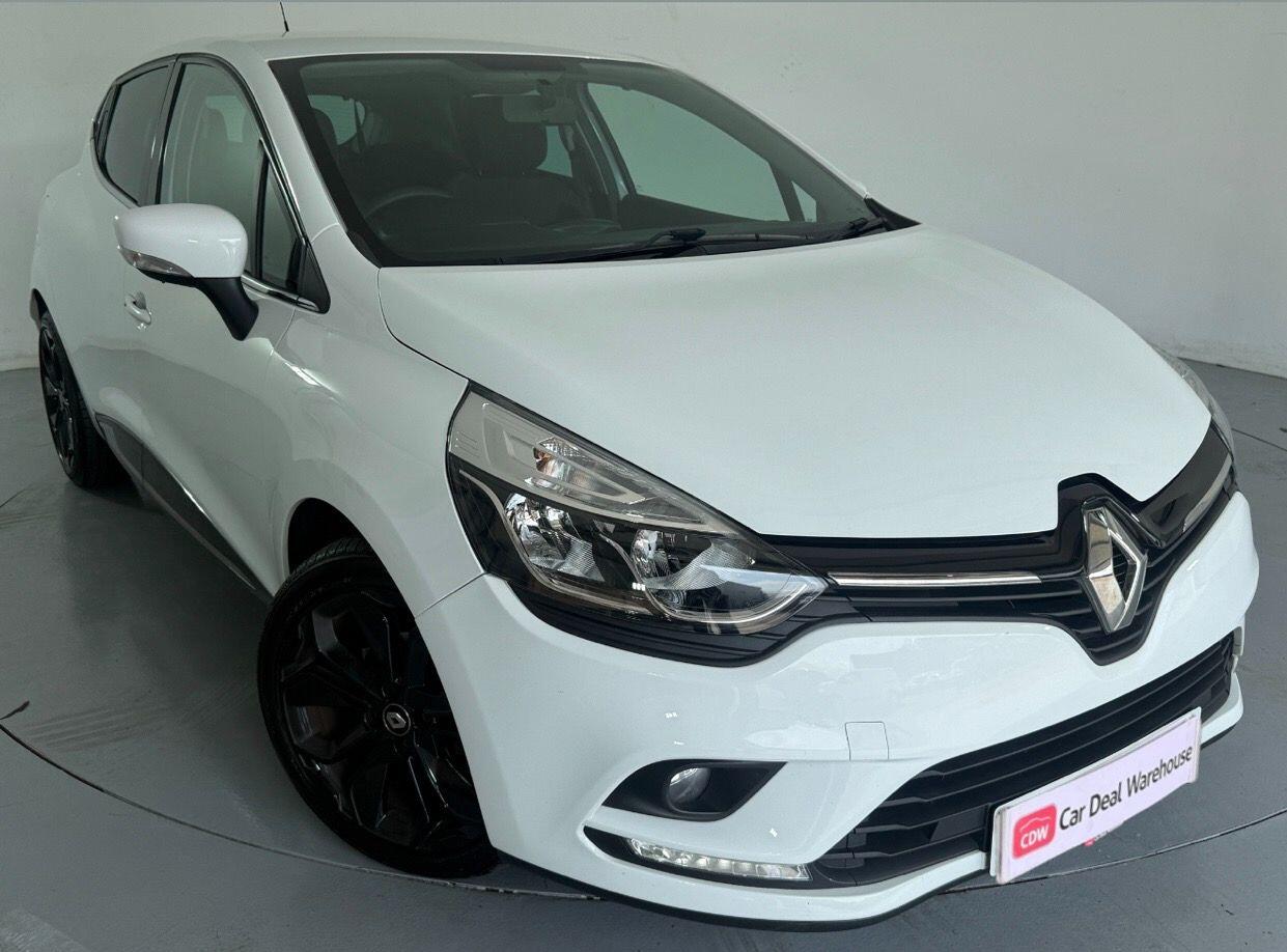Main listing image - Renault Clio