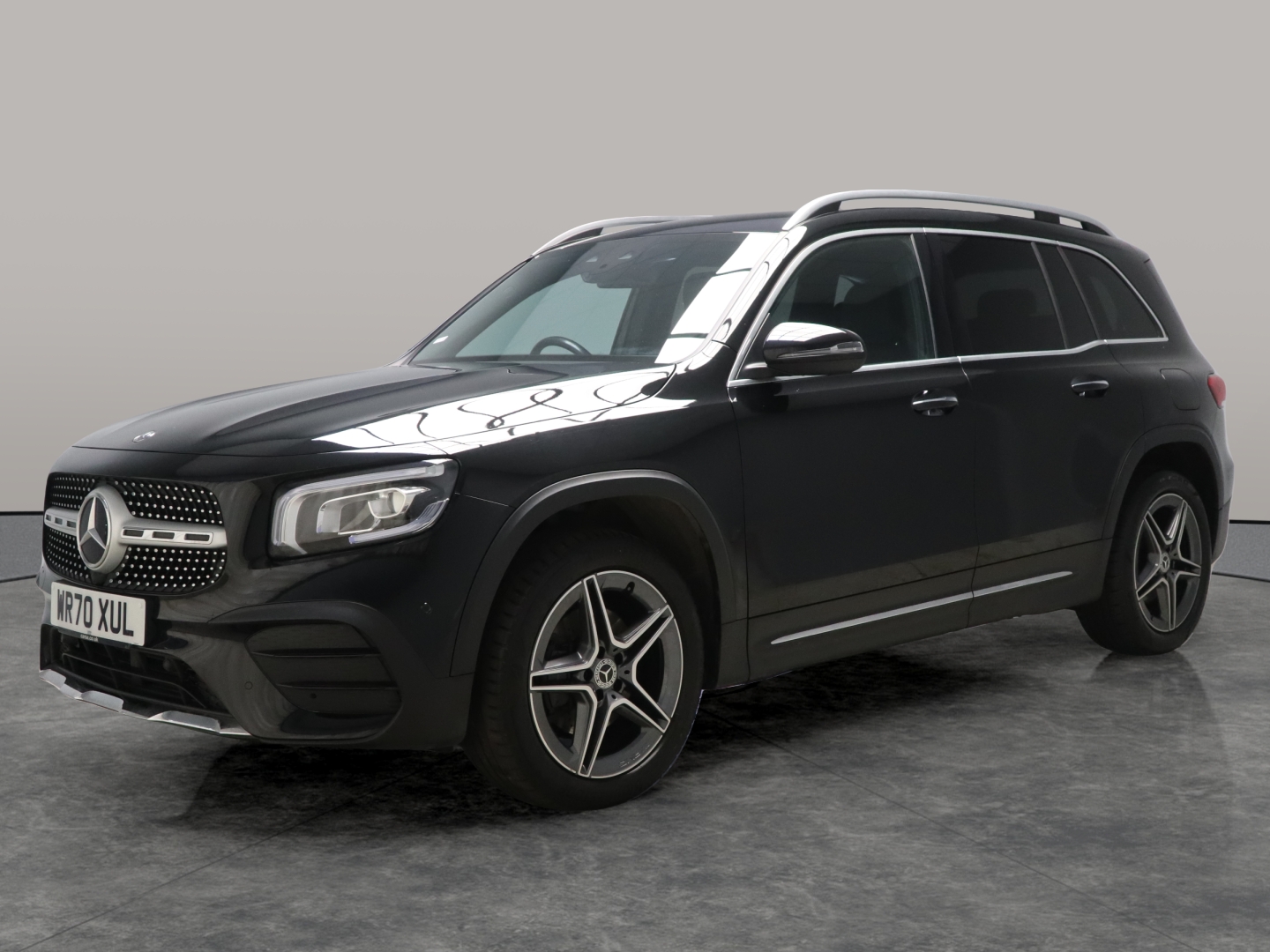 Main listing image - Mercedes-Benz GLB