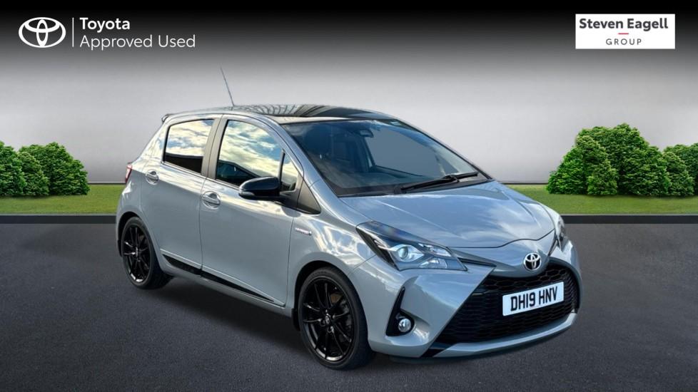 Main listing image - Toyota Yaris