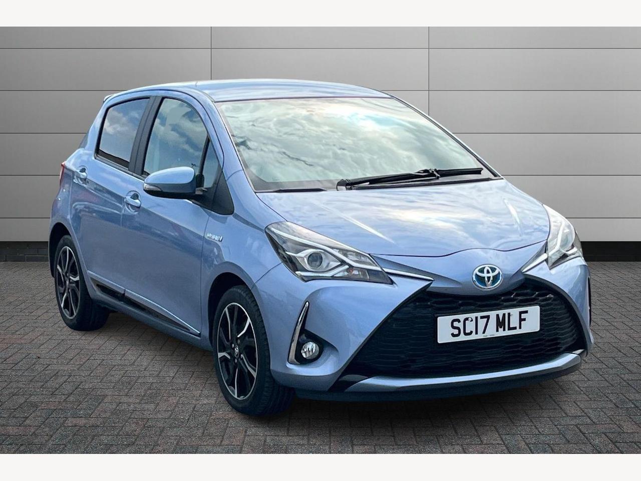 Main listing image - Toyota Yaris