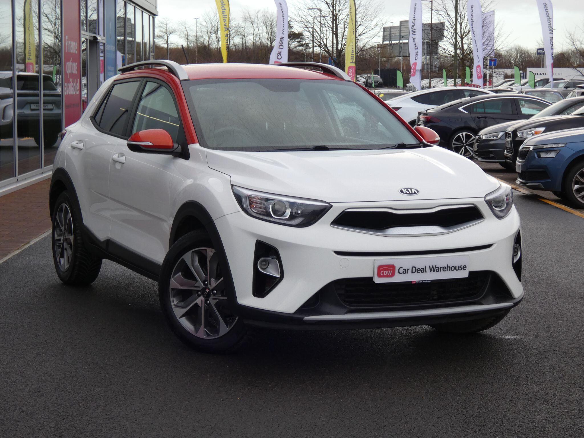 Main listing image - Kia Stonic