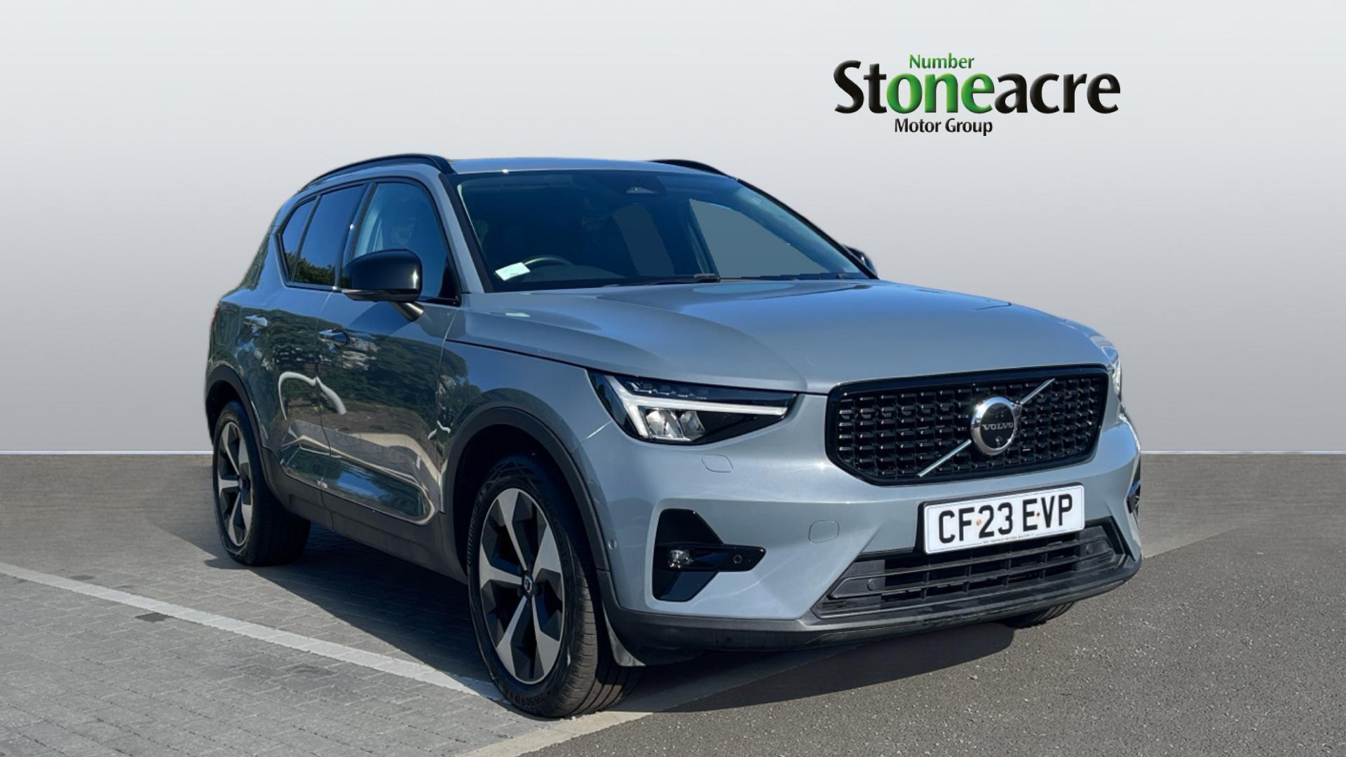 Main listing image - Volvo XC40