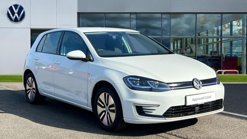 Main listing image - Volkswagen e-Golf