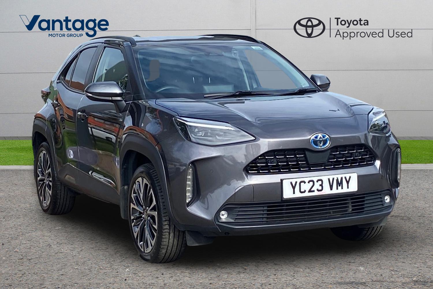 Main listing image - Toyota Yaris Cross