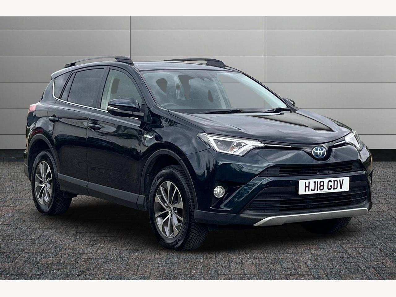 Main listing image - Toyota RAV4